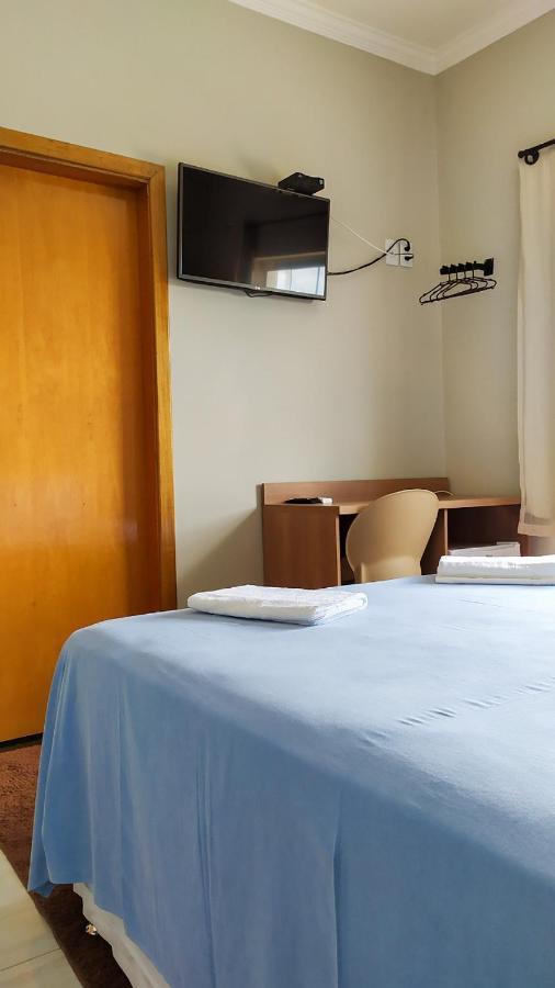 Pouso Oliveira Suites São João Batista do Glória Εξωτερικό φωτογραφία