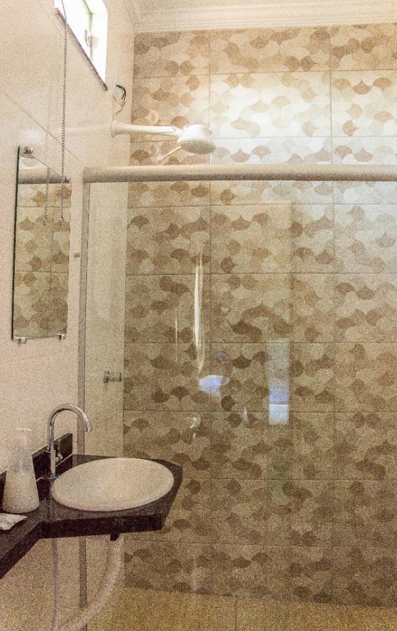 Pouso Oliveira Suites São João Batista do Glória Εξωτερικό φωτογραφία